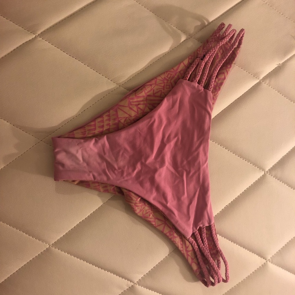 RIPCURL REVERSIBLE CHEEKY BIKINI BOTTOM